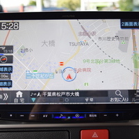 5159 千葉店【BLACK　STYLE】ハイエース ワゴンGL ベッドキットⅣ 2WD 2,700CC ガソリン車 10人乗りのサムネイル