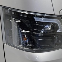 5806 令和6年式 日産 キャラバン 50周年アニバーサリー GRANDプレミアム GX 2WD 2,400cc(ディーゼル車) 2/5人乗車 1.5万km 車検令和8年1月25日のサムネイル