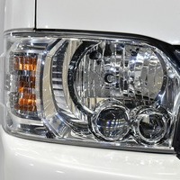 5808 令和6年式 ハイエース ワゴンGL  4WD 2,700cc (ガソリン車) 10人乗車 2.2万km 令和9年2月20日のサムネイル