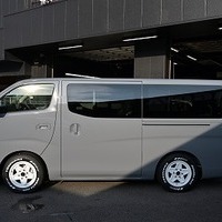 4924.令和7年式 キャラバン グランドプレミアムGX 2WD 2,400cc ディーゼル車 走行33キロ 新車未登録のサムネイル