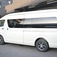 5870.令和7年式 ハイエースワゴン グランドキャビン 3ナンバー 10人乗り 2WD 2,700㏄ ガソリン車 走行9キロ 車検令和10年7月のサムネイル