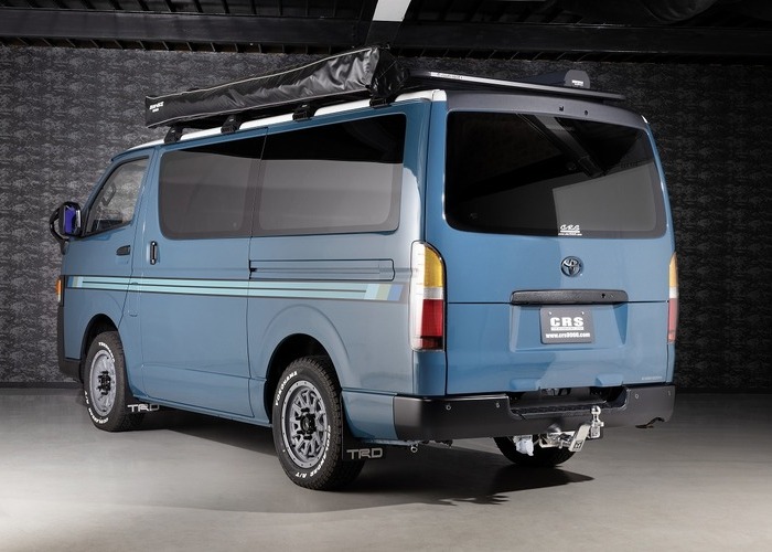 HIACE S-GL COMPLETE「ATTICS8」アティックス8 バン　8ナンバー　5人乗りのサムネイル