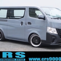 4939　オリジナルPKG　キャラバン　DX　2WD　2400cc　ディーゼル車　6人乗りのサムネイル