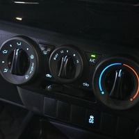 5880 平成30年式トヨタ ハイラックス X 4WD 2,400cc (ディーゼル車) 5人乗車 3.1万kmのサムネイル