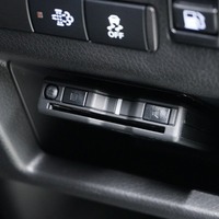 5855  日産 キャラバン GRANDプレミアム GX (MC後モデル)2WD 2,400cc(ディーゼル車) 2/5人乗車 10kmのサムネイル