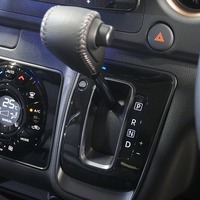 5855  日産 キャラバン GRANDプレミアム GX (MC後モデル)2WD 2,400cc(ディーゼル車) 2/5人乗車 10kmのサムネイル