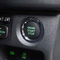 5867 登録済未使用車 令和7年式 ハイエース ワゴン グランドキャビン 2WD 2700cc(ガソリン車) 10人乗り10km 車検令和10年6月26日のサムネイル