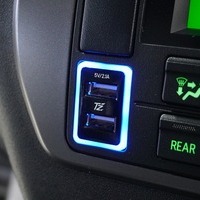 5759 令和5年式 ハイエース スーパーGL ダークプライムⅡ　2WD 2,800cc (ディーゼル) 2/5人乗車 2.7万kmのサムネイル