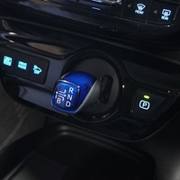 5913 令和1年式 トヨタ プリウス S  “ツーリングセレクション”  2WD1,800cc (ハイブリッド車) 5人乗車 5.9万kmのサムネイル