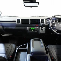 5163  ハイエース ワゴンGL  2WD 2,700CC ガソリン車 3ナンバー 10人乗り　L字ベットキット架装のサムネイル
