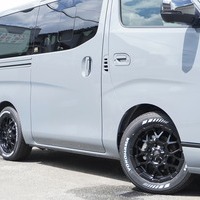 5699 【新車登録済み未使用車】 令和7年式 キャラバン グランドプレミアムGX 2WD 2,000cc (ガソリン) 2/5人乗車 6kmのサムネイル