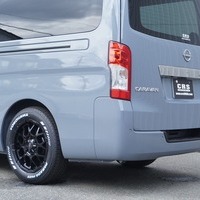 5699 【新車登録済み未使用車】 令和7年式 キャラバン グランドプレミアムGX 2WD 2,000cc (ガソリン) 2/5人乗車 6kmのサムネイル