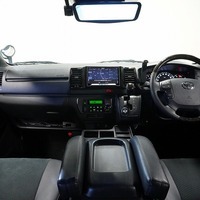 5936 令和1年式 ハイエース スーパーGL ダークプライムⅡ 2WD 2,800cc (ディーゼル車) 8人乗車 4.6万km 車検令和8年6月5日のサムネイル