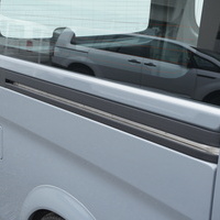 4939　オリジナルPKG　キャラバン　DX　2WD　2400cc　ディーゼル車　6人乗りのサムネイル