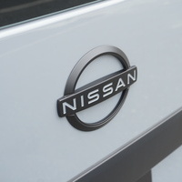 4939　オリジナルPKG　キャラバン　DX　2WD　2400cc　ディーゼル車　6人乗りのサムネイル