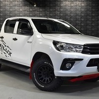 5880 平成30年式トヨタ ハイラックス X 4WD 2,400cc (ディーゼル車) 5人乗車 3.1万kmのサムネイル