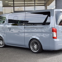 4903 登録済み未使用車 キャラバン グランドプレミアムGX 2WD 2,400cc (ディーゼル車) 5人乗車　のサムネイル