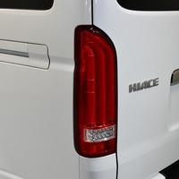5846 令和2年式 ハイエース スーパーGL ダークプライムⅡ 2WD 2,800cc (ディーゼル車) 2/5人乗車 6.7万kmのサムネイル
