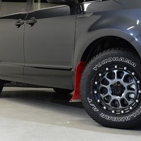 5583 令和7年式 登録済未使用車 三菱デリカ D:5 CHAMONIX 4WD 2,300cc (ディーゼル車)  8人乗り 10km 車検令和10年8月26日のサムネイル