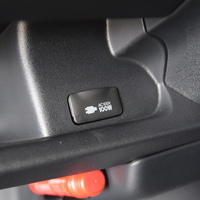 5674 ハイエースバン DX コントラストPKG 2WD 2,000CC ガソリン車 3/6人乗りのサムネイル