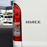 5674 ハイエースバン DX コントラストPKG 2WD 2,000CC ガソリン車 3/6人乗りのサムネイル