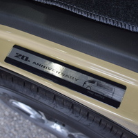 5838 令和7年式 ハイエース スーパーGL アースカラーPKG 2WD　2000cc　ガソリン車　5人乗り　65kmのサムネイル