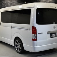 5163  ハイエース ワゴンGL  2WD 2,700CC ガソリン車 3ナンバー 10人乗り　L字ベットキット架装のサムネイル