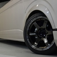 5873 登録済未使用車 令和7年式 ハイエース ワゴン グランドキャビン 2WD 2,700cc(ガソリン車) 10人乗り15km 車検令和10年6月19日のサムネイル