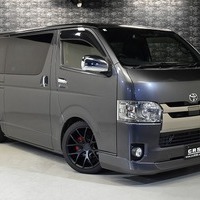 5938 令和1年式 ハイエース スーパーGL ダークプライムⅡ 2WD 2,000cc (ガソリン車) 2/5人乗車 10万kmのサムネイル