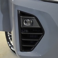 5855  日産 キャラバン GRANDプレミアム GX (MC後モデル)2WD 2,400cc(ディーゼル車) 2/5人乗車 10kmのサムネイル
