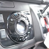 4923.令和7年式 キャラバン グランドプレミアムGX 寒冷地仕様 4WD 2,400cc ディーゼル車 走行36キロ 新車未登録のサムネイル