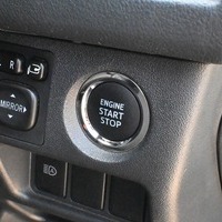 5703 令和4年式 ハイエース スーパーGL ダークプライム2　2WD 2,800cc (ディーゼル) 2/5人乗車 6.6万kmのサムネイル