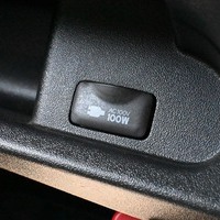 5703 令和4年式 ハイエース スーパーGL ダークプライム2　2WD 2,800cc (ディーゼル) 2/5人乗車 6.6万kmのサムネイル