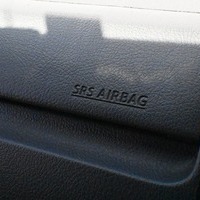 5703 令和4年式 ハイエース スーパーGL ダークプライム2　2WD 2,800cc (ディーゼル) 2/5人乗車 6.6万kmのサムネイル