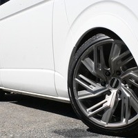 5702 令和3年式 ハイエース スーパーGL ダークプライム2　2WD 2,800cc (ディーゼル) 2/5人乗車 6.0万kmのサムネイル