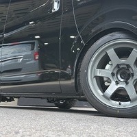 5751.令和7年式 ハイエース スーパーGL ダークプライムⅡ 2WD 2,000cc ガソリン車 走行5キロ 新車未登録のサムネイル