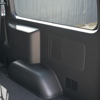 5751.令和7年式 ハイエース スーパーGL ダークプライムⅡ 2WD 2,000cc ガソリン車 走行5キロ 新車未登録のサムネイル