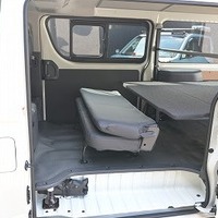 5830.令和7年式 ハイエース DX GLパッケージ 2WD 2,000cc ガソリン車 走行12キロ 新車未登録のサムネイル