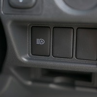 5830.令和7年式 ハイエース DX GLパッケージ 2WD 2,000cc ガソリン車 走行12キロ 新車未登録のサムネイル