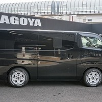 5949.令和4年式 キャラバン グランドプレミアムGX  2WD 2,400cc ディーゼル車 走行5.4万キロ 検査1年付きのサムネイル