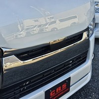 5833　令和1年式　ハイエース　スーパーGL　ダークプライムⅡ　2WD　2000cc　ガソリン車　5人乗り　4.2万kmのサムネイル