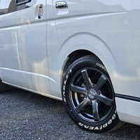 5833　令和1年式　ハイエース　スーパーGL　ダークプライムⅡ　2WD　2000cc　ガソリン車　5人乗り　4.2万kmのサムネイル