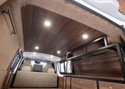 HIACE COMPLETE「SEDONA typeⅢ」　セドナタイプ3のサムネイル