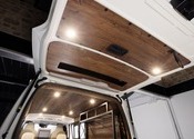 HIACE COMPLETE「SEDONA typeⅢ」　セドナタイプ3のサムネイル
