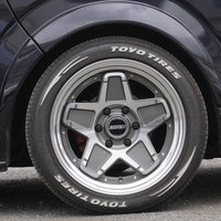 5711　平成28年式　レジアスエース　ワイド　スーパーGL　ダークプライム　スーパーチャージャー搭載　2WD　2700cc　ガソリン車　5人乗り　4.9万kmのサムネイル