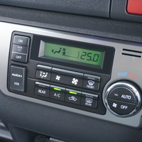 5868 令和7年式 ハイエース ワゴン グランドキャビン 2WD 2700cc ガソリン車 10人乗り 3ナンバー 10kmのサムネイル