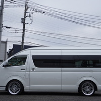 5868 令和7年式 ハイエース ワゴン グランドキャビン 2WD 2700cc ガソリン車 10人乗り 3ナンバー 10kmのサムネイル