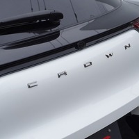 令和6年式　クラウンスポーツ　HV SPORTS Z　4WD　2500cc　ガソリン車　5人乗り　1.0万kmのサムネイル
