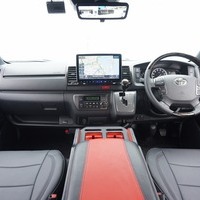 5978 令和3年式 ハイエース スーパーGL ダークプライム2 2WD 2,000cc (ガソリン) 2/5人乗車 3.3万km 車検令和8年3月4日のサムネイル