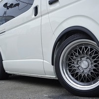 5828  ハイエース DX-GLPKG  2WD 2700cc ガソリン車 3/6人乗り 13kmのサムネイル